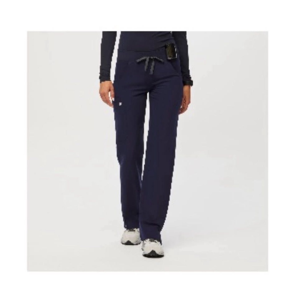 Figs Women's Navy Blue Kade Cargo Scrub Pants - Small Tall